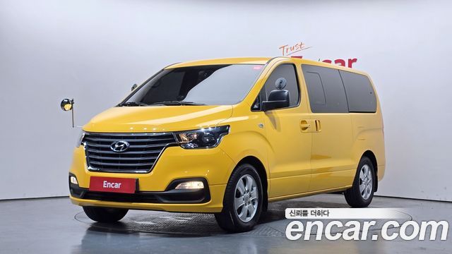Hyundai Starex Новый Wagon 12-Seater Smart - фото 0