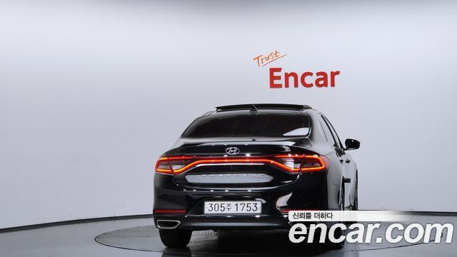 Hyundai Grandeur IG 3.0 LPi Modern (Rental Car) - фото 3