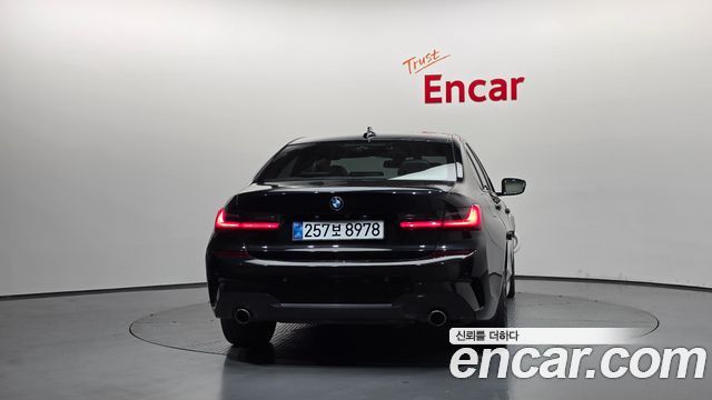 BMW 3-Series G20 320i M Sport - фото 3