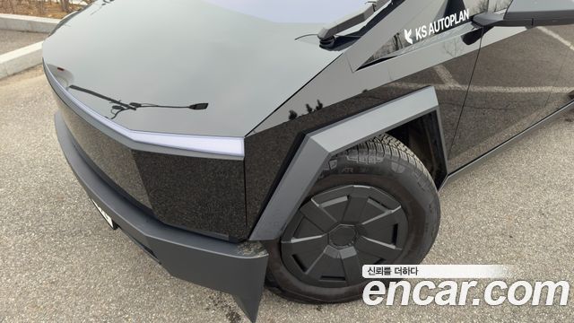 Tesla Cybertruck AWD - фото 4