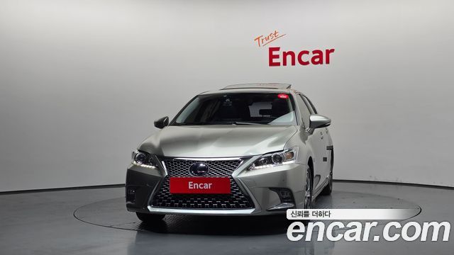 Lexus CT200h 1.8 Supreme ZWA10 - фото 2