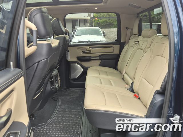Dodge Ram Pick Up 5.7 - фото 4