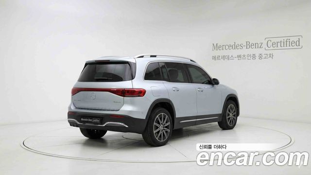 Mercedes-Benz EQB X243 EQB300 4MATIC AMG Line - фото 1
