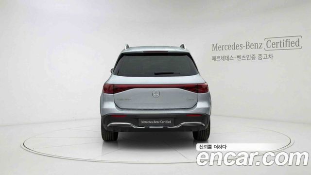 Mercedes-Benz EQB X243 EQB300 4MATIC AMG Line - фото 3