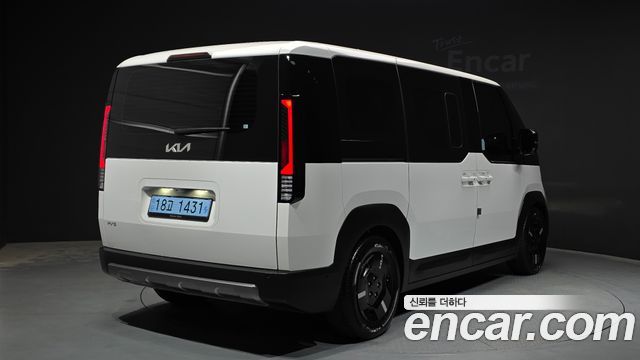 Kia PV5 Taxi 5 Seater Basic - фото 1