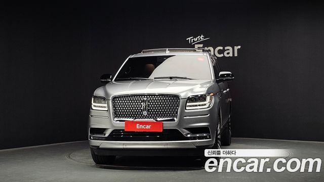 Lincoln Navigator 4-го поколения 3.5L - фото 2