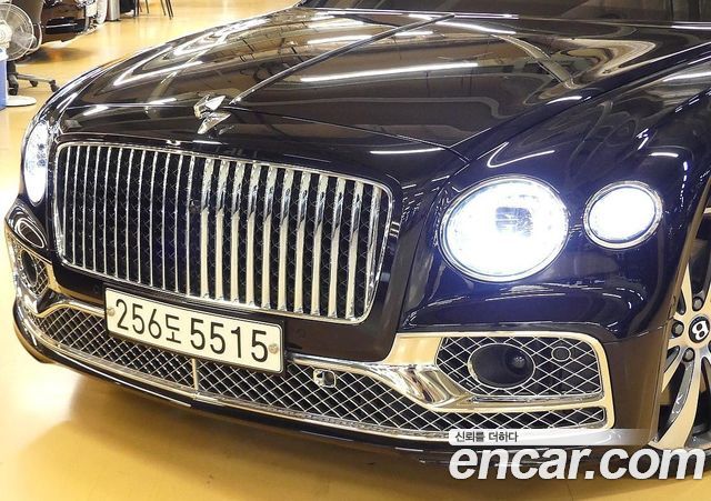 Bentley Flying Spur 3-го поколения 4.0 - фото 3
