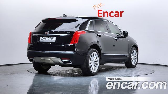 Cadillac XT5 3.6 Platinum - фото 1