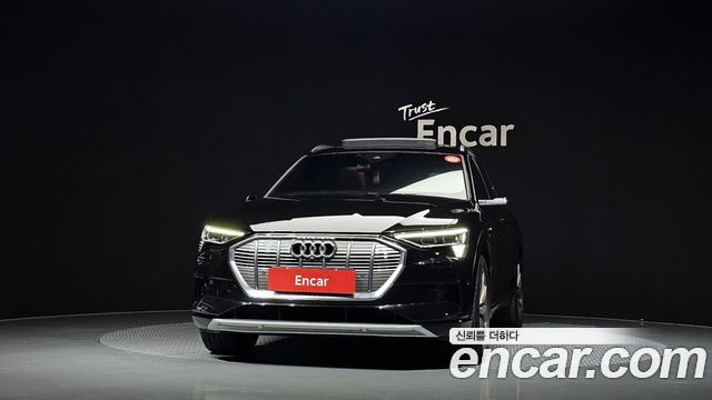 Audi e-tron 55 Quattro - фото 2
