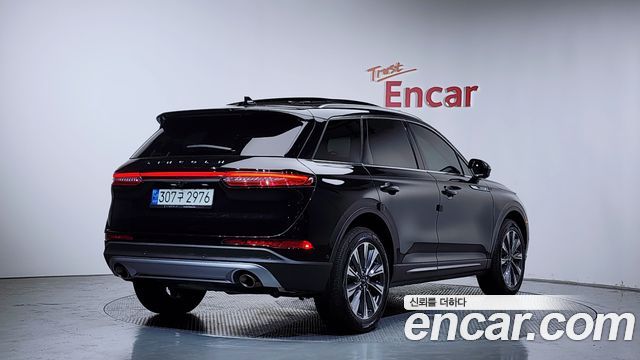 Lincoln Corsair 2.0 Reserve AWD - фото 1