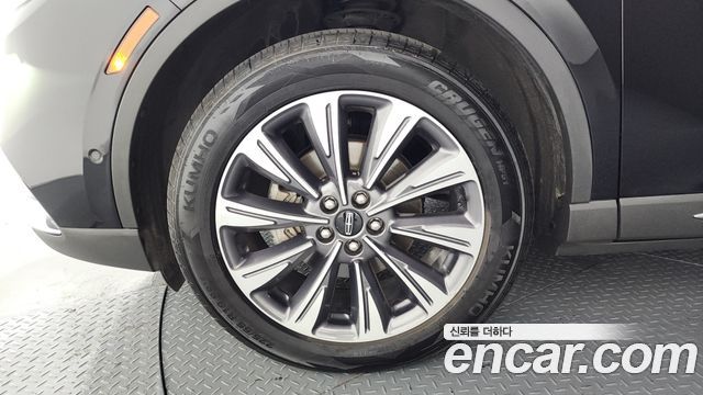 Lincoln Corsair 2.0 Reserve AWD - фото 4