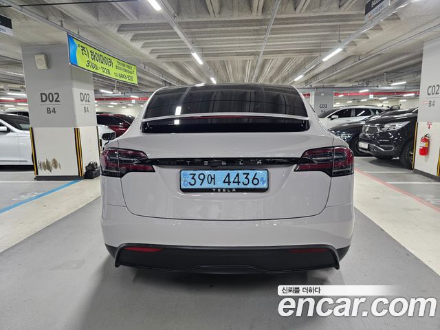 Tesla Model X AWD - фото 1