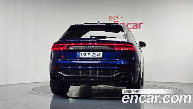 Audi RSQ8 4.0 TFSI Quattro - фото 3