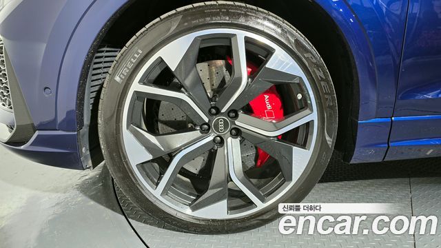 Audi RSQ8 4.0 TFSI Quattro - фото 4