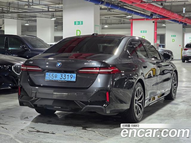 BMW i5 G60 eDrive 40 M Sport - фото 3