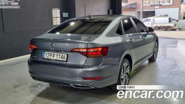Volkswagen Jetta 7-го поколения 1.4 TSI Prestige - фото 1