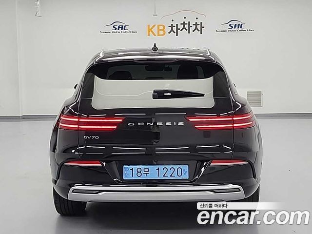 Genesis GV70 e-AWD - фото 2