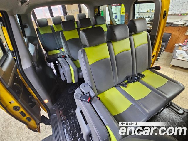 Hyundai Starex Новый School Bus - фото 2