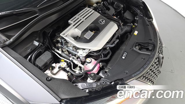 Lexus UX 2.0 F-Sport 2WD - фото 4