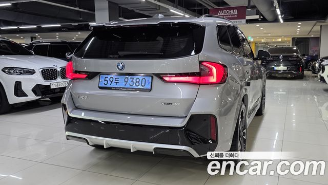 BMW iX1 U11 xDrive 30 M Sport - фото 3