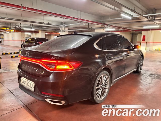 Hyundai Grandeur IG 3.0 Exclusive Special - фото 3