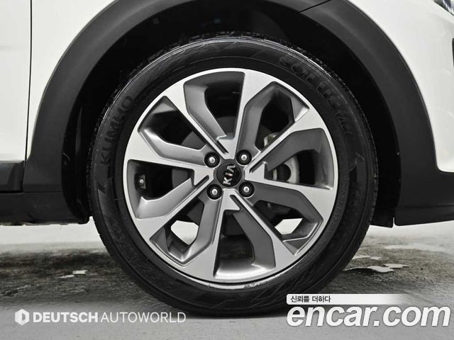 Kia Stonic 1.4 Prestige - фото 4