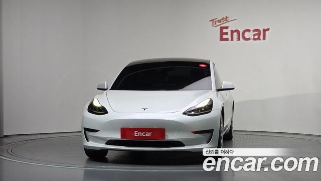 Tesla Model 3 Standard Range Plue RWD - фото 2