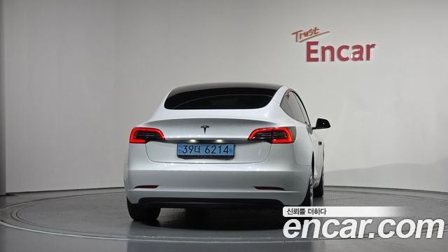 Tesla Model 3 Standard Range Plue RWD - фото 3