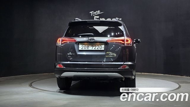 Toyota RAV4 2.5 2WD 4th - фото 3