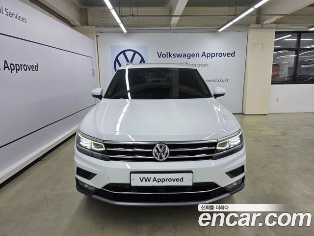 Volkswagen Tiguan 2.0 TDI Prestige - фото 2