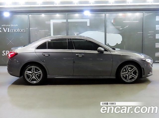 Mercedes-Benz A-Class W177 A250 4MATIC Sedan - фото 1