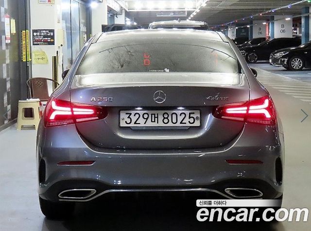 Mercedes-Benz A-Class W177 A250 4MATIC Sedan - фото 3