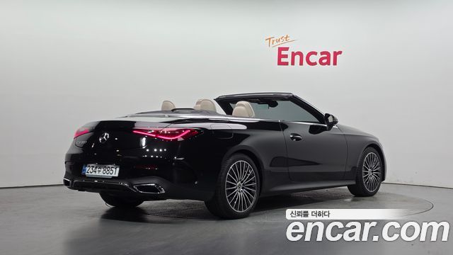 Mercedes-Benz CLE-Class C236 CLE200 Cabriolet - фото 1