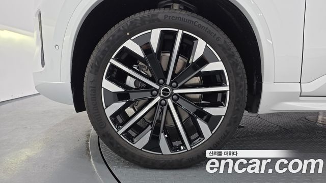 Volvo XC90 2-го поколения B6 Ultra Bright - фото 4
