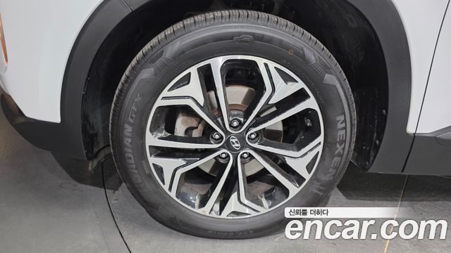 Hyundai Santafe TM Diesel 2.0 2WD Premium - фото 4