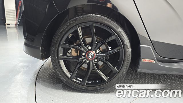 Hyundai Veloster JS 1.6 Turbo Sport Core - фото 3