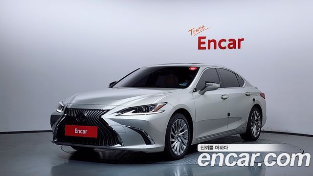 Lexus ES 7-го поколения Luxury Plus - фото 0