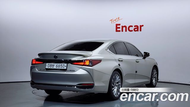 Lexus ES 7-го поколения Luxury Plus - фото 1