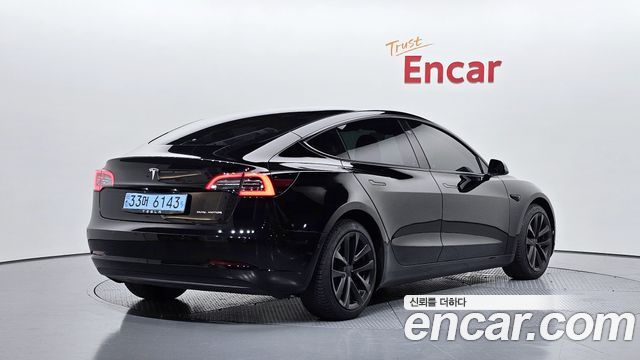 Tesla Model 3 Long Range AWD - фото 1
