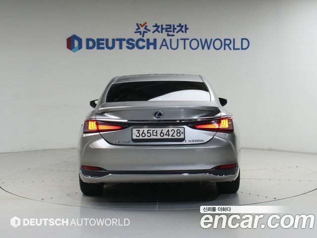 Lexus ES 7-го поколения Executive - фото 3