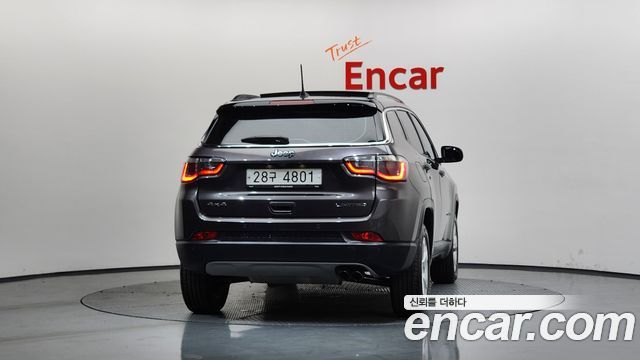 Jeep Compass 2-го поколения 2.4 Limitied AWD - фото 3