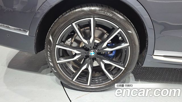 BMW X7 G07 xDrive 40i M Sport 6STR - фото 4