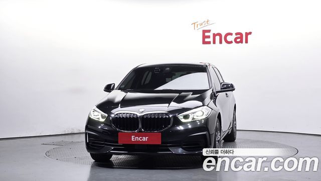 BMW 1-Series F40 120i Advantage - фото 2