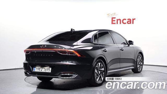 Hyundai Grandeur Новый IG, гибрид Exclusive - фото 1