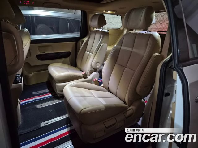 Kia Carnival Новый Gasoline 7-Seater Limousine President - фото 2
