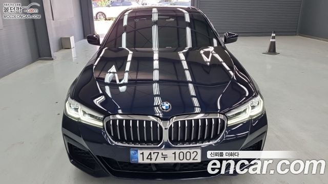 BMW 5-Series G30 520i M Sport - фото 2