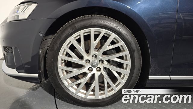Audi A8 D5 55 TFSI Quattro LWB - фото 4