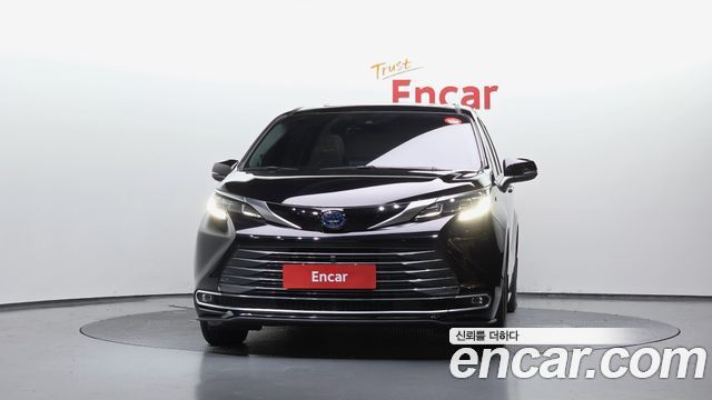 Toyota Sienna 4-го поколения 2.5 Hybrid AWD - фото 2