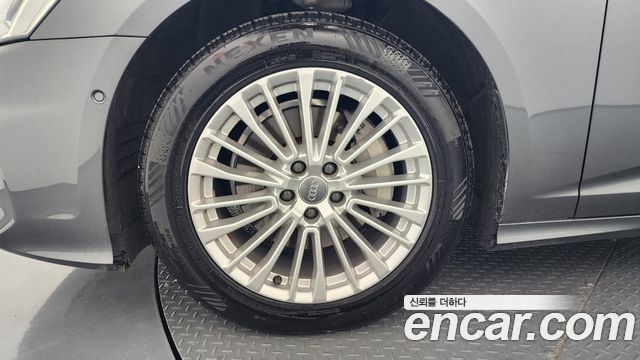 Audi A6 C8 45 TFSI Premium - фото 4