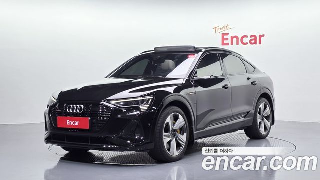 Audi e-tron 55 Quattro Sportback - фото 0
